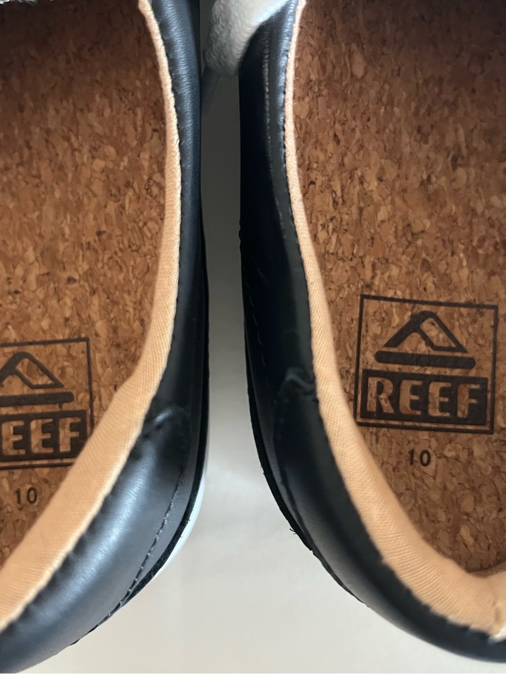 Reef Cushion Sunset Black and White Leather Comfort Sneakers Women’s Sz 10 NWT - Picture 8 of 9